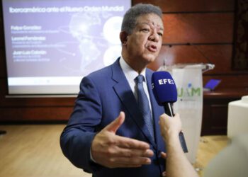Leonel Fernández: «Las encuestas todavía no me mandan al retiro»