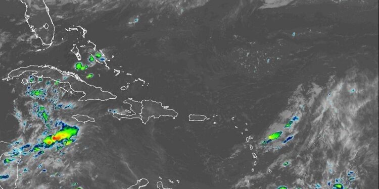 Nubes dispersas, chubascos aislados y temperaturas calurosas