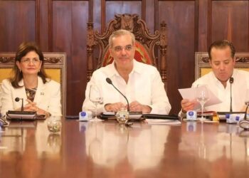 Abinader continuará su agenda de trabajo este fin de semana en Santiago