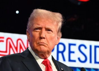 rump reacciona a resolución para limitar sus acciones en Irán
