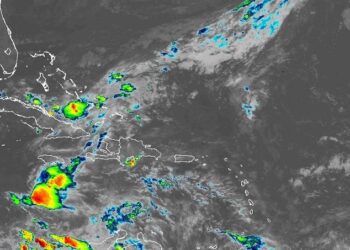 Vaguada y onda tropical provocarán aguaceros, tormentas eléctricas y ráfagas de viento