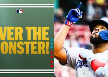 El poder de Vladdy reaparece con su primer cuadrangular desde el 17 de mayo