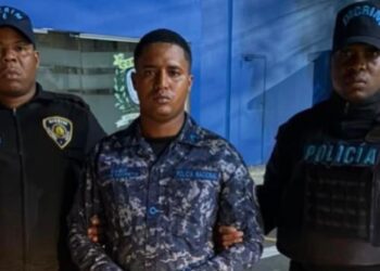 Policía entrega a la justicia al agente involucrado en la muerte de joven en Herrera