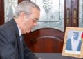 Abinader muestra sus condolencias por la muerte del exemir de Catar