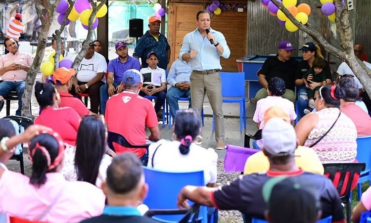 Abel Martínez dice que pondrá freno a la invasión haitiana silenciosa
