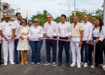 Abinader entrega la playa El Faro en San Pedro de Macorís