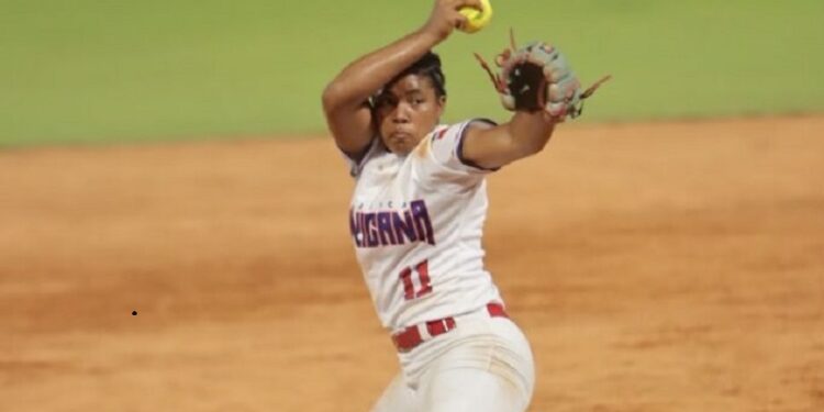 RD debuta con autoridad y noquea a Venezuela en el softbol femenino