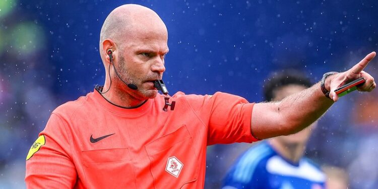 Fallece árbitro que se perdió el Mundial por escándalo sexual