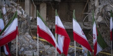 EE.UU. inicia la undécima noche consecutiva de ataques contra Irán