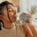 ¿Qué pasa con tu presión arterial cuando empiezas a beber más agua?