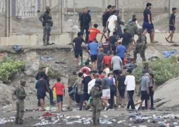 Más de 37.500 migrantes de los 50.000 que han entrado en Ceuta han vuelto ya a Marruecos