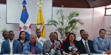El Colegio Médico ratifica paro de 24 horas tras arresto de un médico en La Vega
