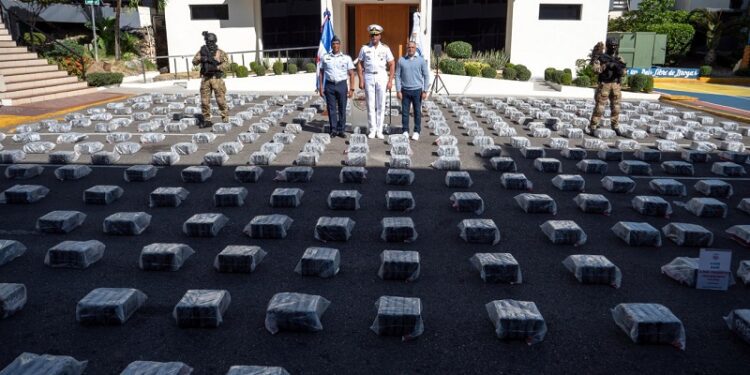 Fuerza de Tarea Interagencial Sur DE EEUU reconoce a RD por lucha contra narcotráfico