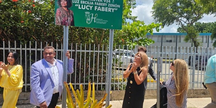 Honran la memoria de Lucy Fabery en Humacao