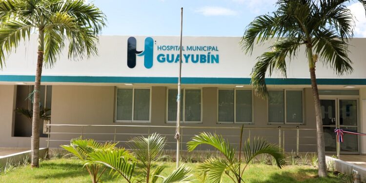 Presidente Abinader entrega Hospital Municipal de Guayubín y nueva área de Emergencia