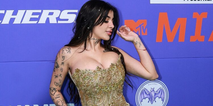 Hombres armados asaltan, golpean y roban joyas a una famosa ‘influencer’ mexicana