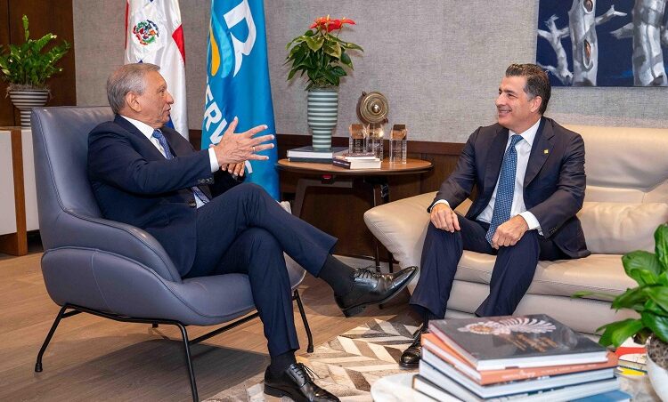 Banreservas y Banco Popular abordan retos y oportunidades del sistema financiero nacional