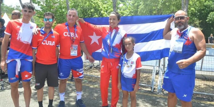 Marlies Mejías conquista oro en contrarreloj femenino