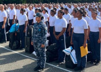 Policía Nacional incorpora 1,639 nuevos aspirantes