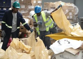 Pro Consumidor destruye cerca de 20 toneladas de productos no aptos para el consumo