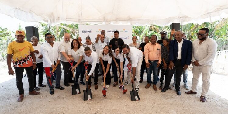 Fundación Refidomsa y Nature Power Foundation impulsan proyecto de acceso al agua en Los Negros, Azua