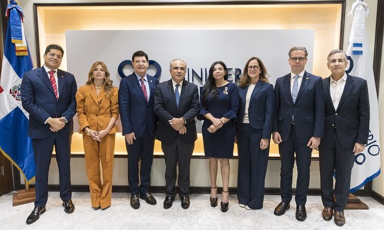 Procuradora y representantes del Conep abordan retos del nuevo Código Penal