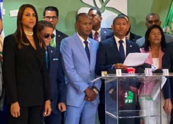 Diputados de la FP someten resolución para interpelar al ministro de Educación ante deterioro del sistema educativo 