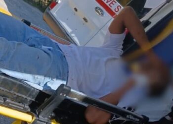Accidente de dos vehículos de Migración deja cinco haitianos indocumentados heridos