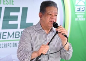 Leonel: SDE vive “tormenta perfecta” con apagones, falta de agua y acumulación de basura