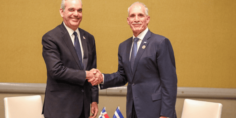Presidente de Honduras felicita a Luis Abinader por éxito organizativo de los Juegos Centroamericanos y del Caribe Santo Domingo 2026