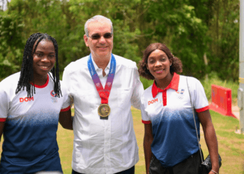 Reconocen visión y aportes al éxito de los XXV Juegos Centroamericanos y del Caribe Santo Domingo 2026 del presidente Abinader