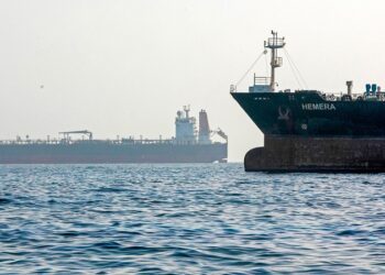 Irán anuncia un acuerdo con Omán sobre el plan de tráfico por Ormuz