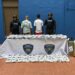Policía apresa a dos hombres por robo en almacén comercial