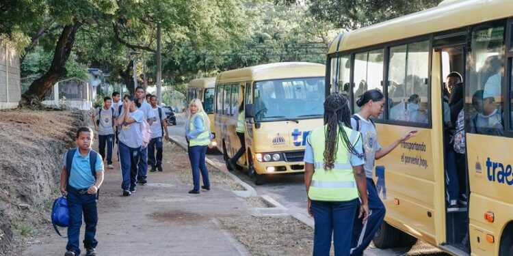 TRAE distribuye 29 autobuses de cara al inicio del año 2026-2027
