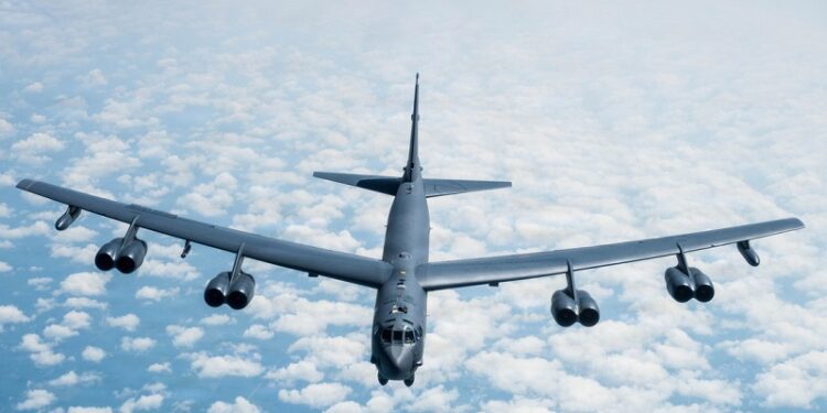 «Les bombardearemos al carajo»: Trump lanza amenaza militar a otro país del golfo Pérsico