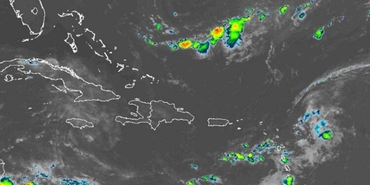 Ambiente caluroso y despejado, el miércoles aumentarán las precipitaciones por onda tropical