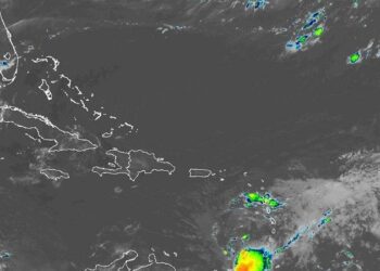 Onda tropical incrementará las lluvias esta noche