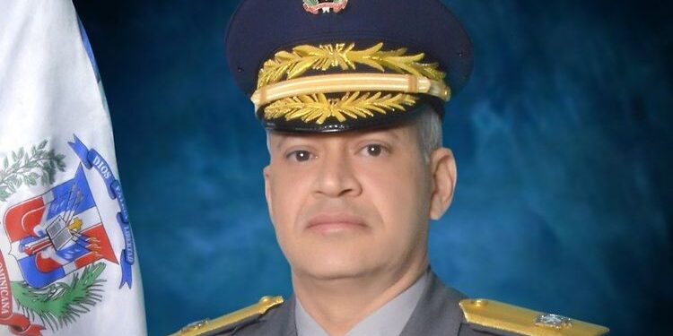 Abinader designa a Ernesto Rodríguez García como nuevo director de la Policía Nacional