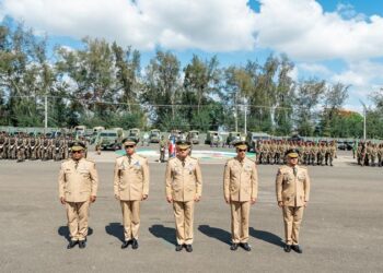 Ministro de Defensa encabeza traspasos de mando en el Ejército y la Fuerza Aérea