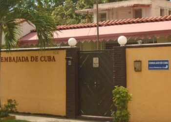 Cuba denuncia expulsión de 10 diplomáticos en República Dominicana