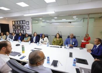 Contraloría y Senasa coordinan acciones para mayor control y fiscalización de los procesos misionales