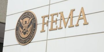 Administración Trump distribuye sobre 100 millones de dólares para ayudar a comunidades en PR a recuperarse de desastres