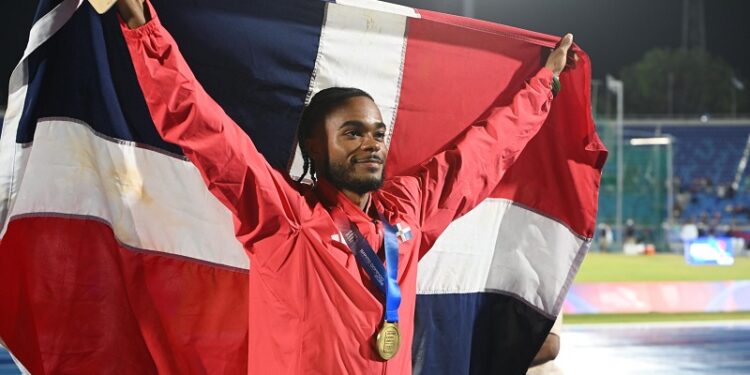 Dominicano Gabriel Moronta conquista medalla de oro en 400 metros planos