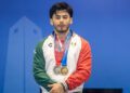 Cárdenas supera a Arango en duelo por el oro en arranque de los 71kg