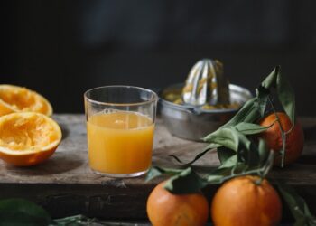 Beber jugo de naranja a diario podría hacer esto con tus genes