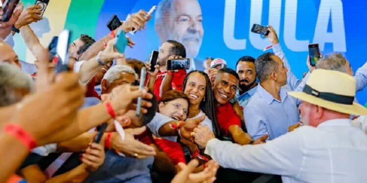 El PT oficializa candidatura de Lula a la Presidencia por un Brasil más justo y soberano
