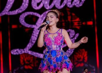 El video que indigna a Perú: Cantante denuncia al director de su orquesta por tocamientos obscenos
