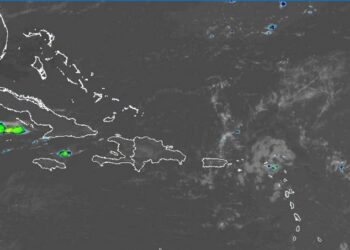 Onda tropical provocará aguaceros tormentas eléctricas y ráfagas de viento esta tarde y noche