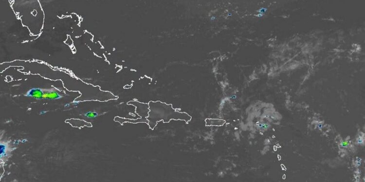 Onda tropical provocará aguaceros tormentas eléctricas y ráfagas de viento esta tarde y noche