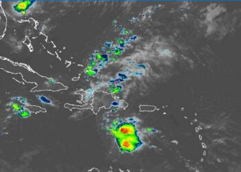 Onda tropical y vaguada producirán aguaceros y tormentas eléctricas en varias provincias